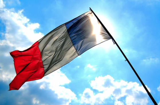 Européennes 2024 : Plus de 9 Français sur 10 se considèrent plus français qu'européens, selon un sondage