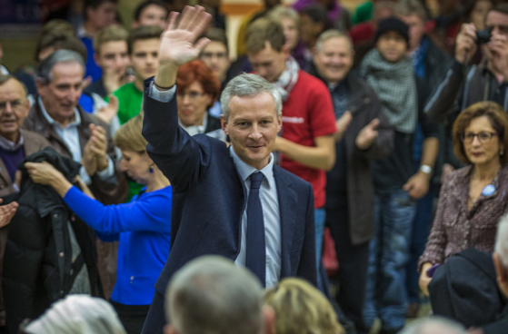 "Bruno casse-toi" : des tags hostiles à Bruno Le Maire retrouvés sur les murs de l'Université de Lausanne, où le ministre démissionnaire doit enseigner à partir du 23 septembre