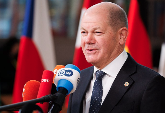 Guerre en Ukraine : Olaf Scholz réaffirme son refus de livrer des missiles de longue portée allemands à Kiev