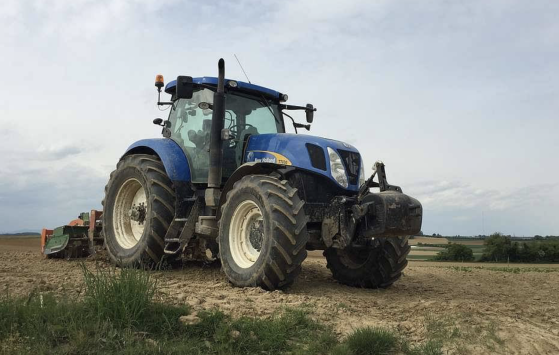 Une centaine d'agriculteurs rassemblés à Bruxelles contre l'accord Europe-Mercosur