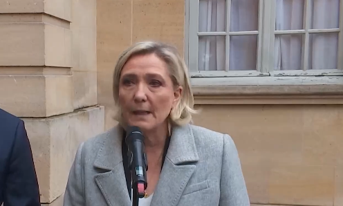 Marine Le Pen : "Emmanuel Macron, c’est fini ou presque (...) il a perdu la main partout à l’international, s’étant fâché avec tout le monde"