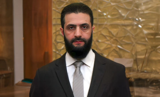Emmanuel Macron recevra ce mercredi 7 mai à Paris Ahmed Al-Charaa, le nouveau président syrien et ancien chef du groupe terroriste Front al-Nosra, qui selon le renseignement américain, n’a pas renié son passé de djihadiste