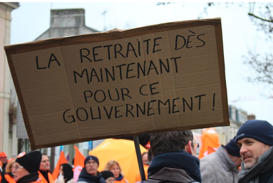 Une large majorité de Français rejette l’idée de reculer l’âge légal de départ à la retraite, selon un sondage