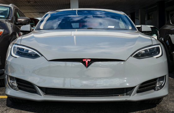 La chute des ventes de Tesla se poursuit en Europe