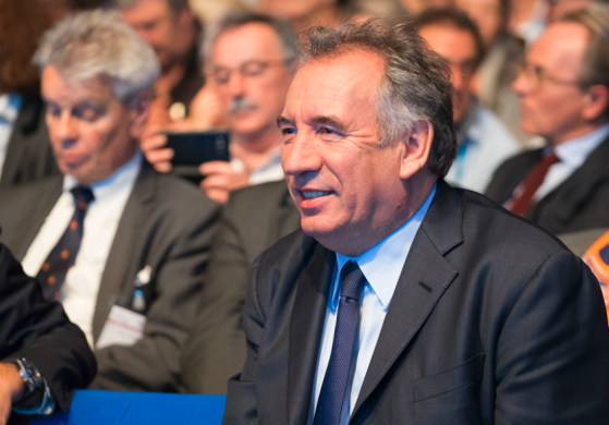 Impopularité record pour Francois Bayrou avec seulement 20% d'opinions favorables, selon un sondage
