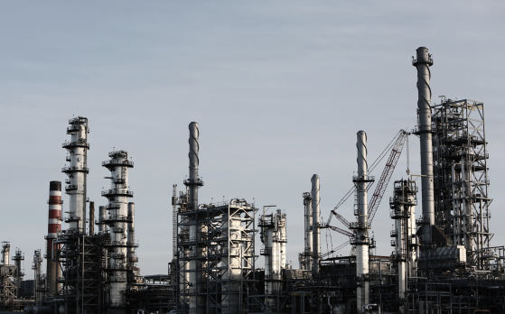 Écologie : Des centaines de fonds "verts" préfèrent changer de nom plutôt que de renoncer à investir dans les énergies fossiles