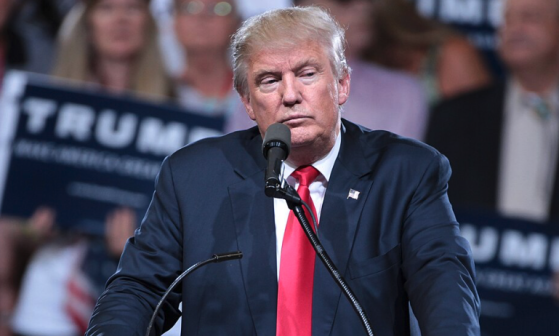 Donald Trump saisit la Cour suprême pour maintenir les droits de douane qu’il a mis en place