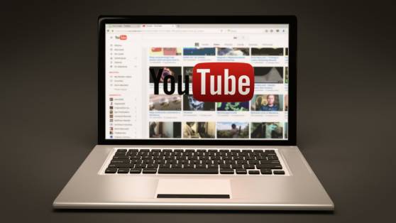 YouTube va permettre à des créateurs bannis pour "désinformation" sur le Covid-19 ou au sujet des élections américaines de revenir sur la plateforme